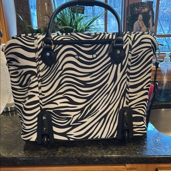 NWT Calpak Zebra Print Rolling Tote Zanny Bag Carry On - Picture 3 of 12